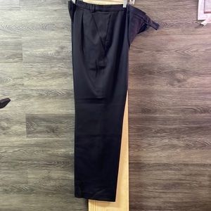 Selling black size 16 Pendleton women’s dress pants